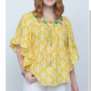 Yellow 100% cotton embroidered top floral size small sister Mary